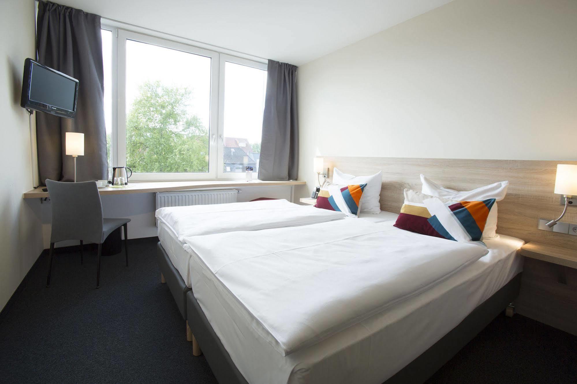 Atlantic Hotel Am Floetenkiel Bremerhaven Bagian luar foto